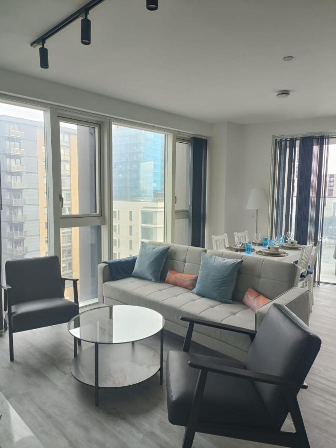 One West Point , Icon Tower Appartement Londen Buitenkant foto