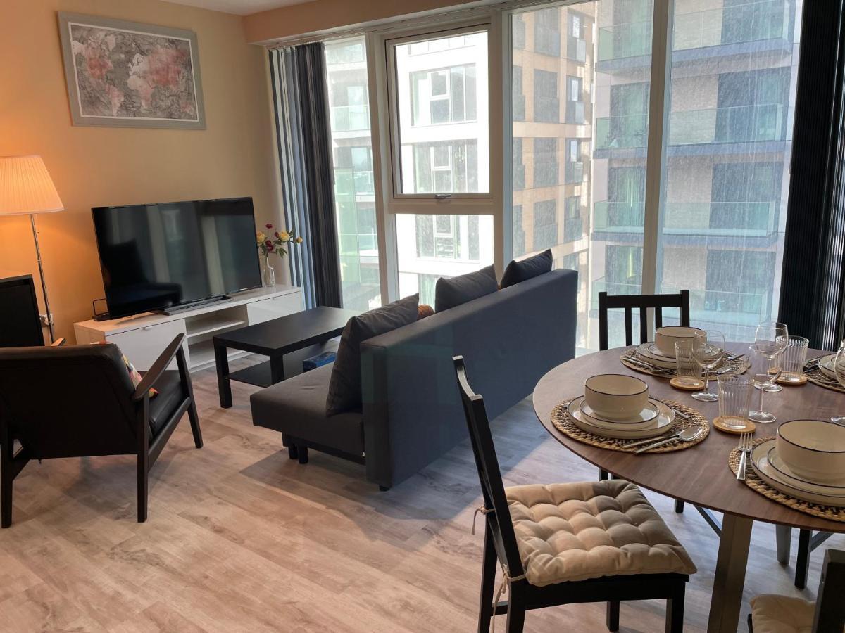 One West Point , Icon Tower Appartement Londen Buitenkant foto