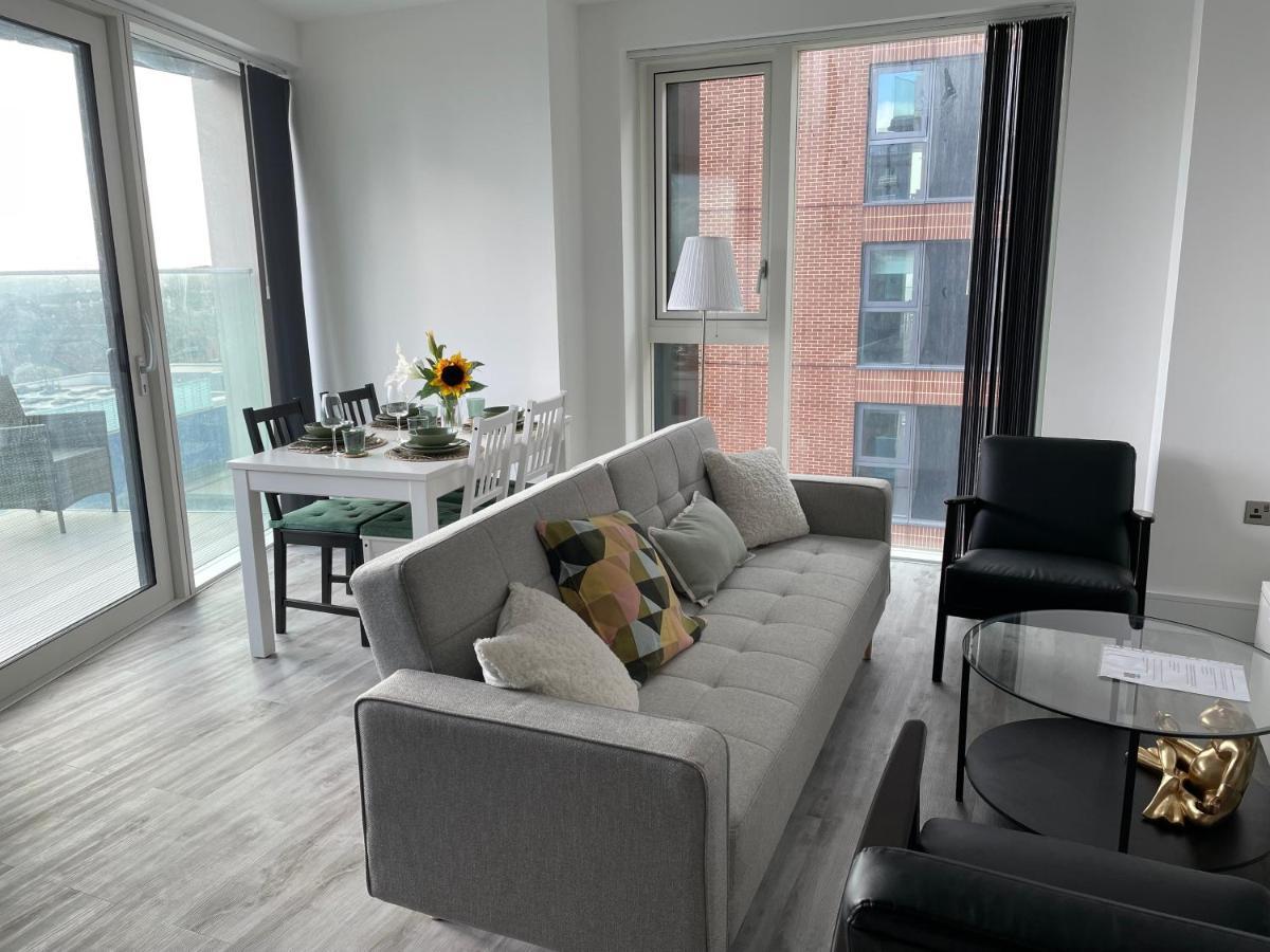 One West Point , Icon Tower Appartement Londen Buitenkant foto