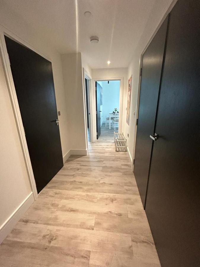 One West Point , Icon Tower Appartement Londen Buitenkant foto